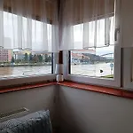 U Bocmana S Výhledem Na Zámek A Labe * Decin