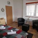 U Bocmana S Výhledem Na Zámek A Labe *