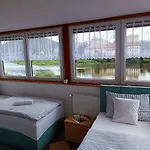 Apartmán U Bocmana S Výhledem Na Zámek A Labe Decin
