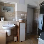 U Bocmana S Výhledem Na Zámek A Labe Decin