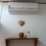 U Bocmana S Výhledem Na Zámek A Labe