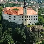 U Bocmana S Výhledem Na Zámek A Labe