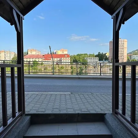Apartment U Bocmana S Vyhledem Na Zamek A Labe Decin