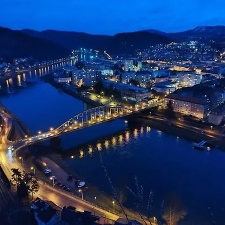 Apartment U Bocmana S Vyhledem Na Zamek A Labe Decin