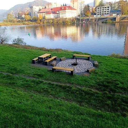 U Bocmana S Vyhledem Na Zamek A Labe Apartment