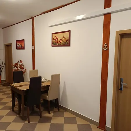 U Bocmana S Vyhledem Na Zamek A Labe דירה