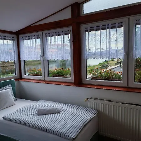 Appartamento U Bocmana S Výhledem Na Zámek A Labe