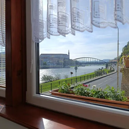 U Bocmana S Vyhledem Na Zamek A Labe Apartament *
