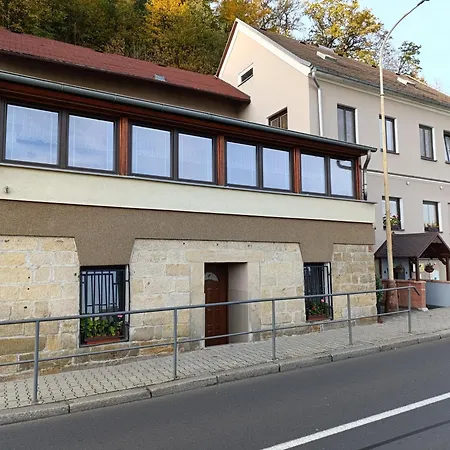 Apartment U Bocmana S Vyhledem Na Zamek A Labe *