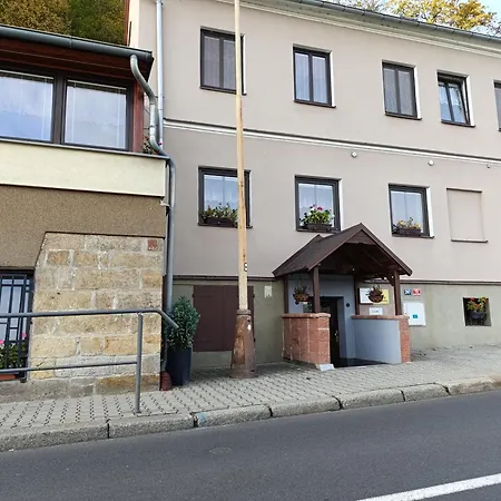 U Bocmana S Vyhledem Na Zamek A Labe * Decin